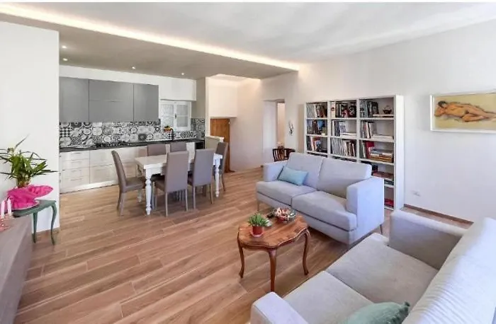 Appartement La Casa Del Pittore Squillantini *